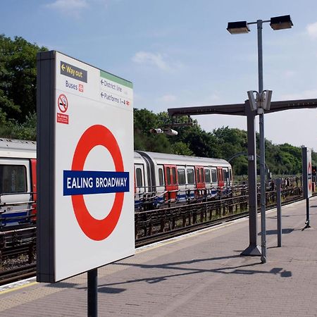 Spacious 2 Bedroom Apartment In Ealing Broadway Eksteriør billede