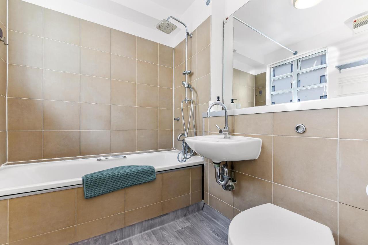 Spacious 2 Bedroom Apartment In Ealing Broadway Eksteriør billede